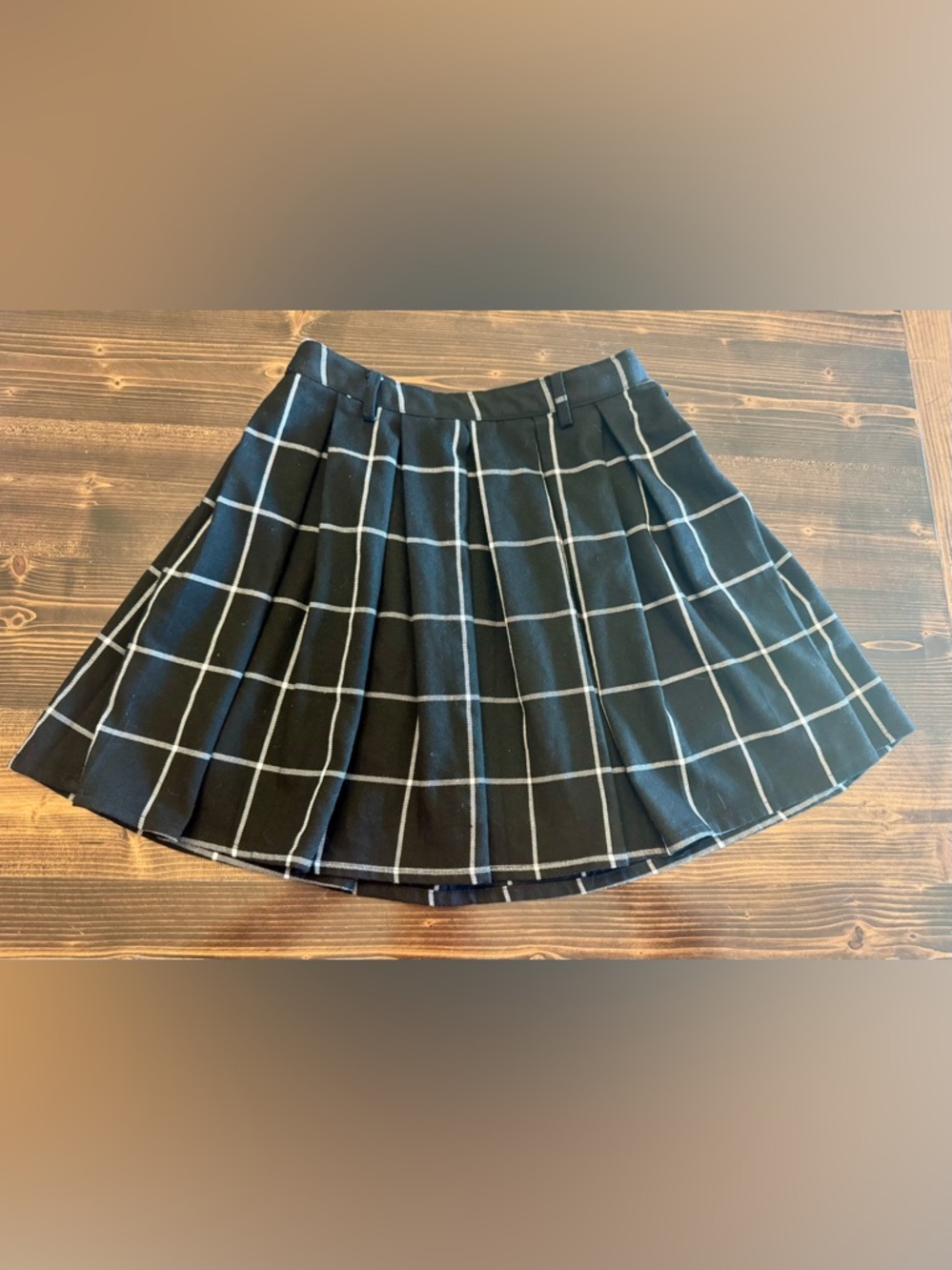 Hot Topic Black & White Plaid Schoolgirl Pleated Skater Skirt Size XS